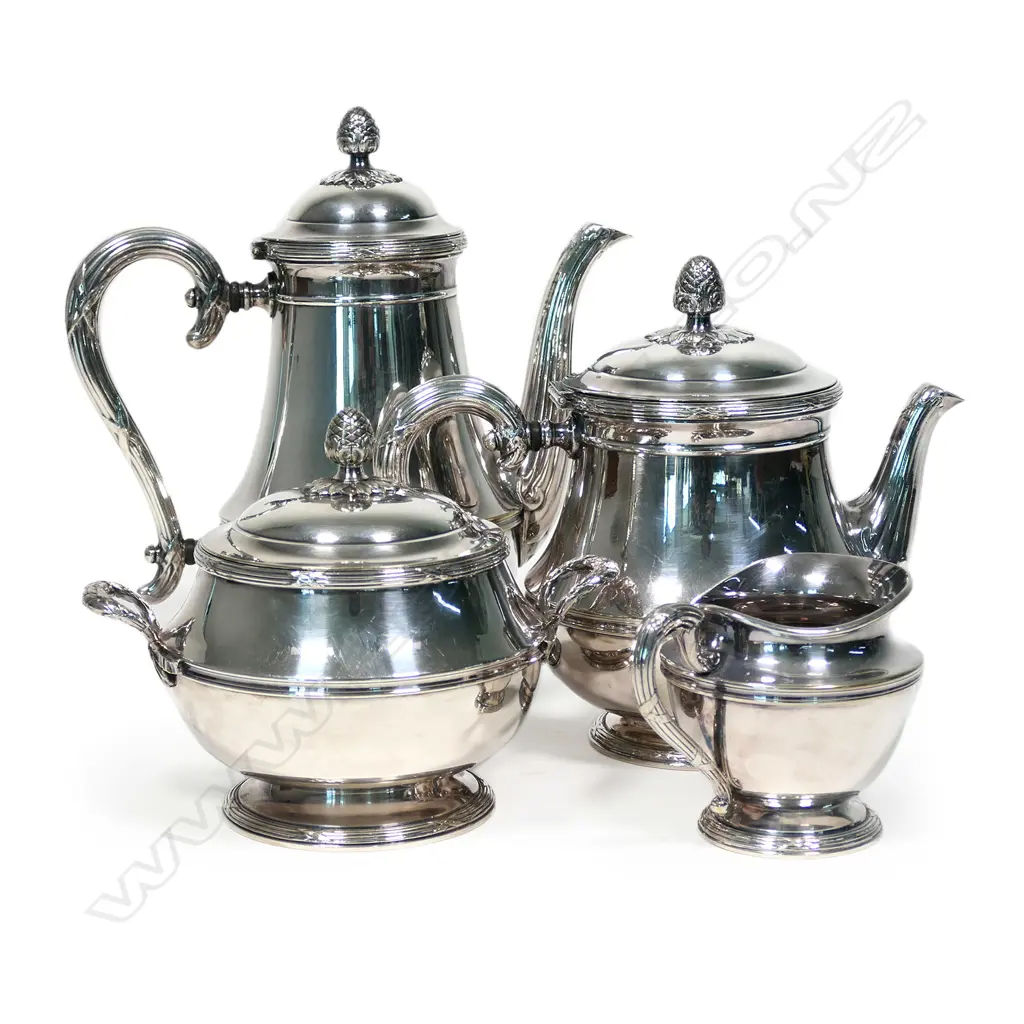 A French Christofle silver plate tea set, Image 1++