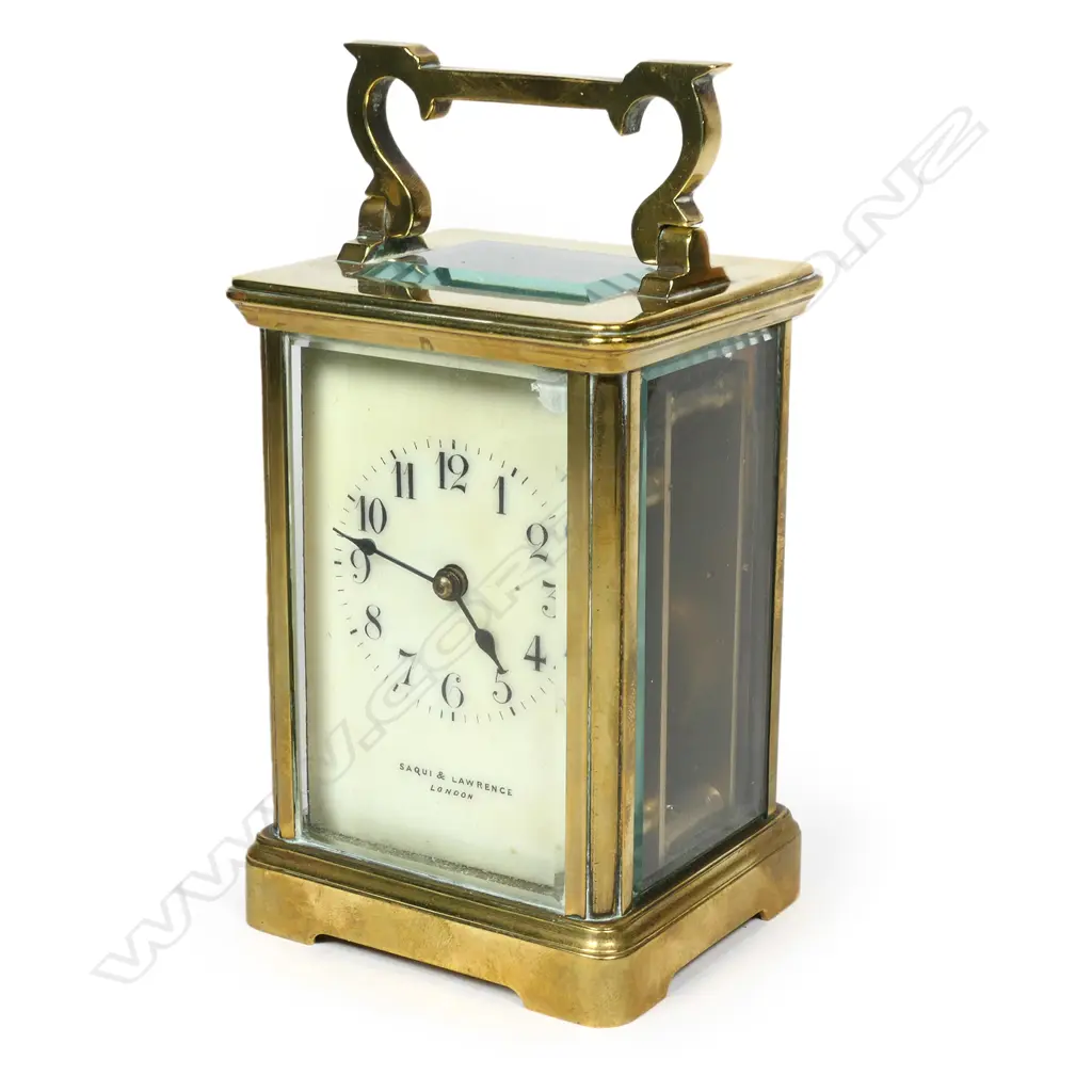 A 19thC French brass cased carriage clock, Image 1++