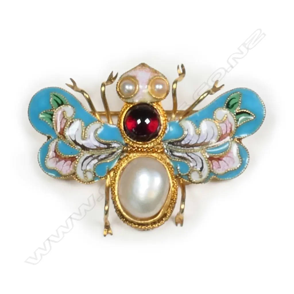 A vintage Russian silver gilt jewelled insect brooch, Image 1++