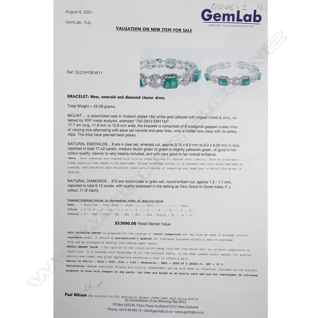 An impressive 18ct white gold, emerald and diamond bracelet, Image 1++