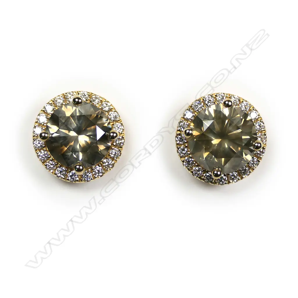 An 18ct white gold, champagne and white diamond earrings, Image 1++