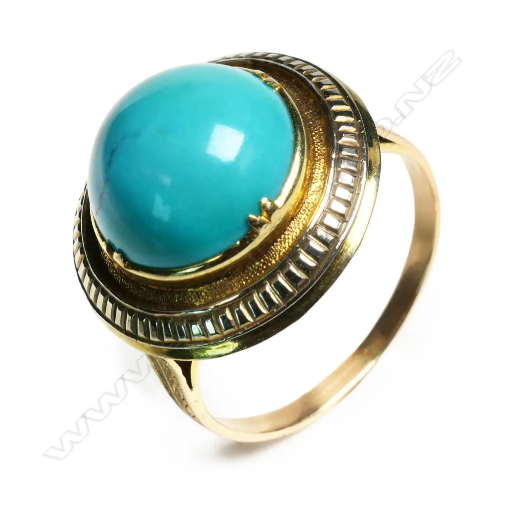 A retro 14ct gold and turquoise ring, Image 1++