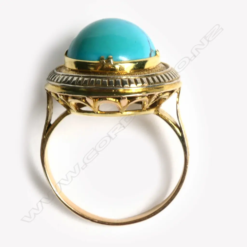 A retro 14ct gold and turquoise ring, Image 1++