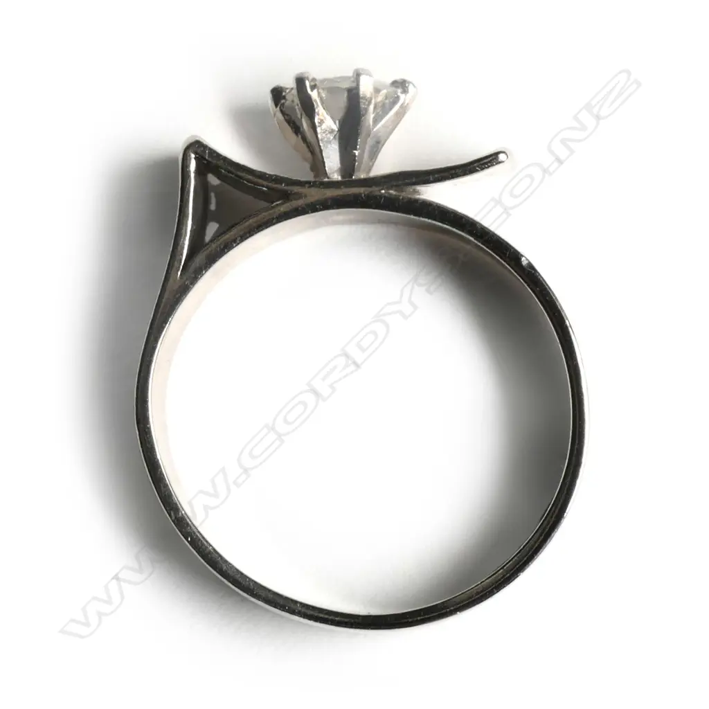 A retro palladium set, diamond solitaire ring, Image 1++