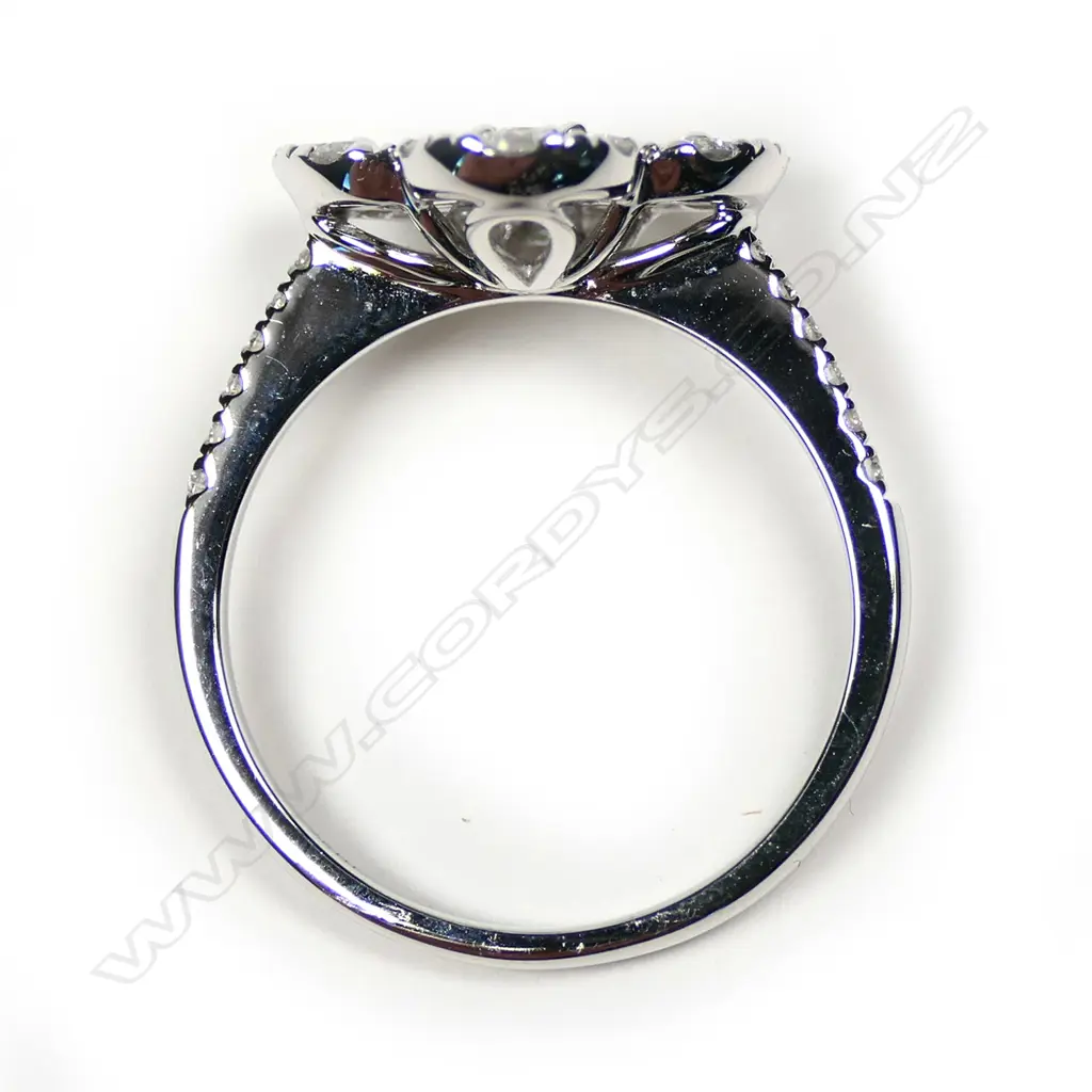 An 18ct white gold, marquise diamond ring, Image 1++