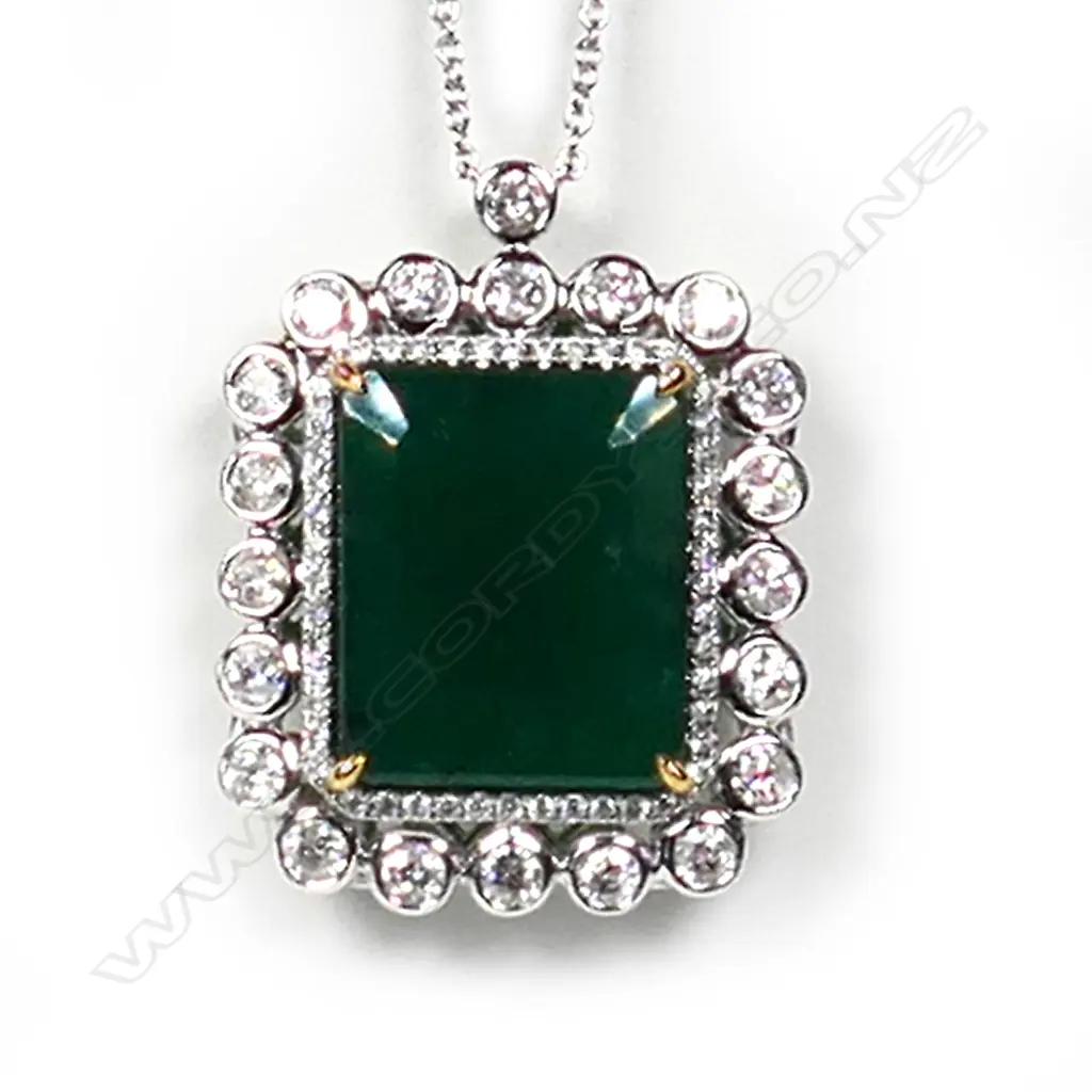 A 14ct white gold emerald and diamond statement necklace, Image 1++