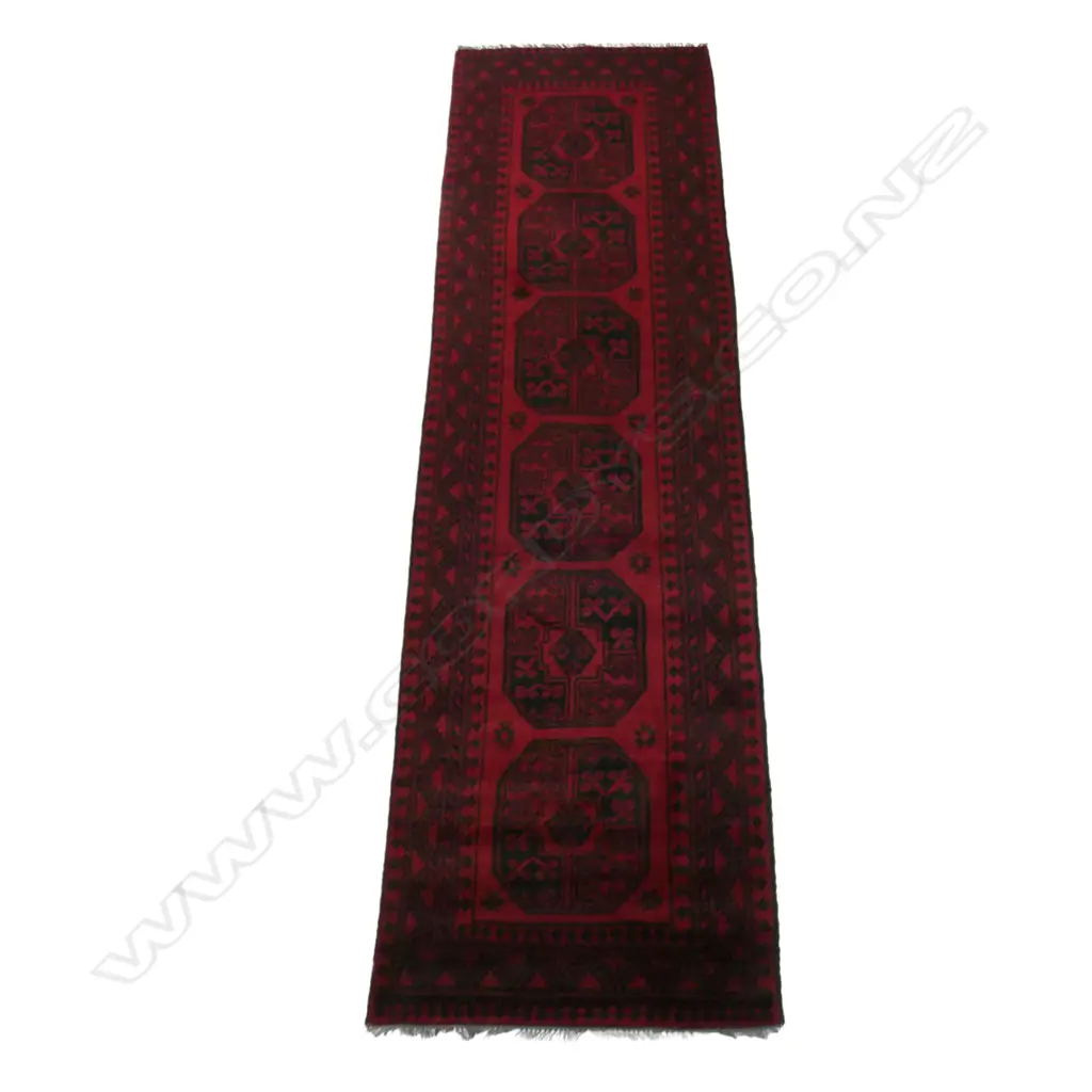 A Turkman 'elephant's foot' pattern runner, Image 1++