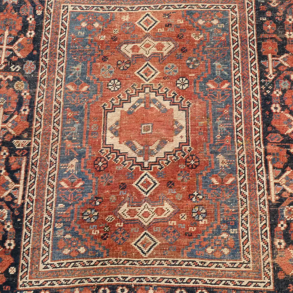 An antique Bidjar rug, Image 1++