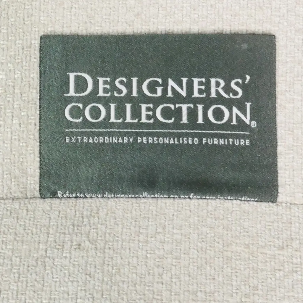 A Designers Collection large French style three-seater, Image 1++