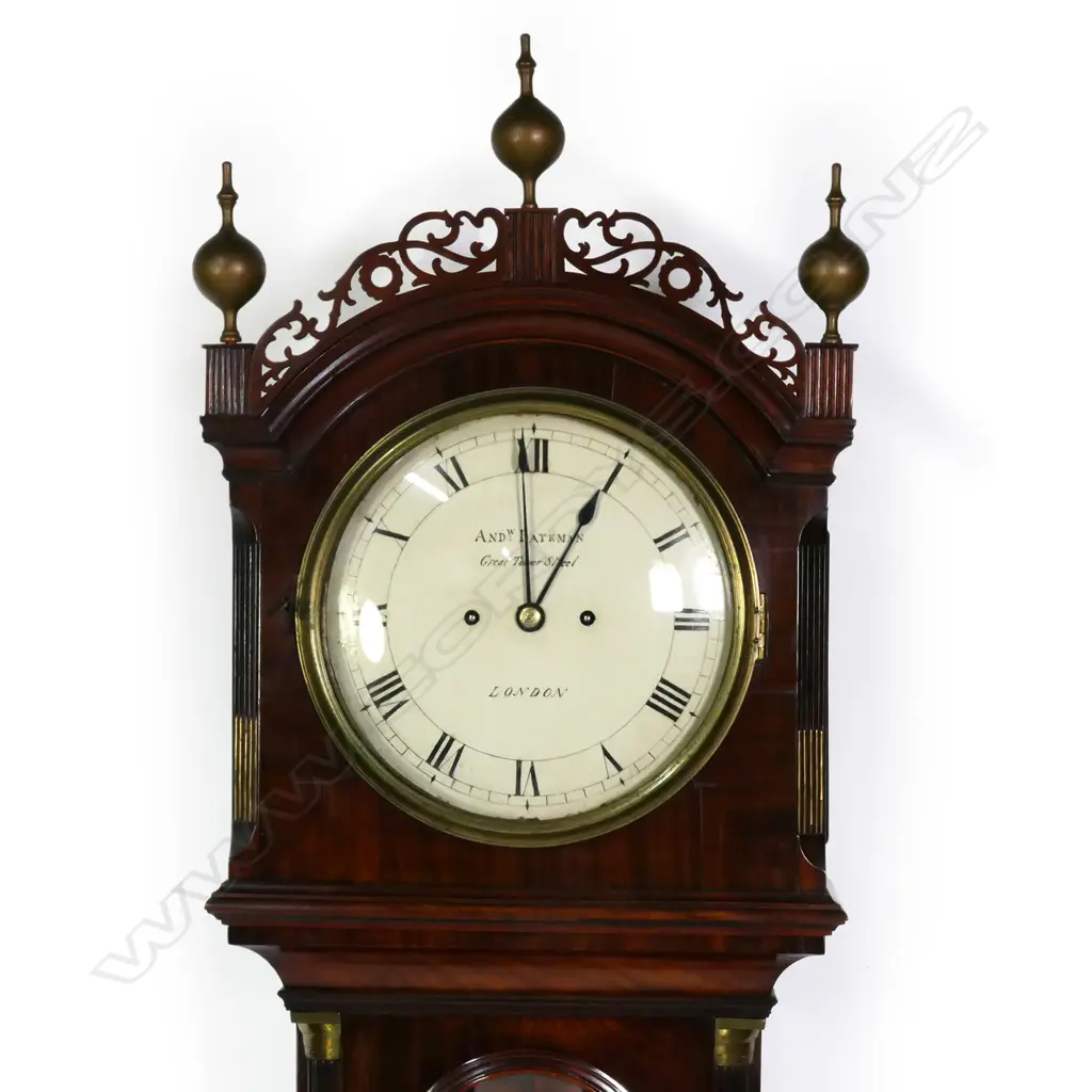 A George III mahogany long case clock, Image 1++