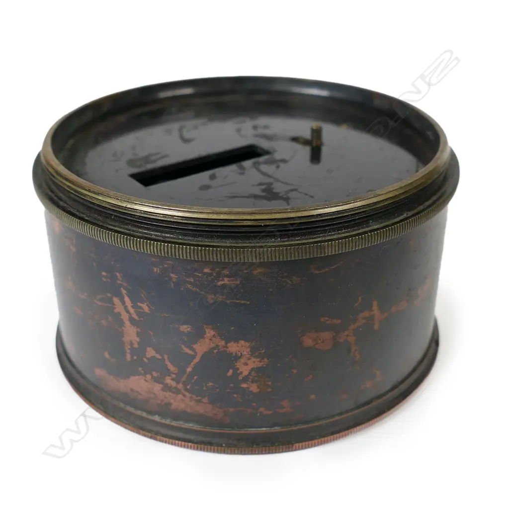 A drum or pocket sextant, by W. Watson & Sons, London, Image 1++
