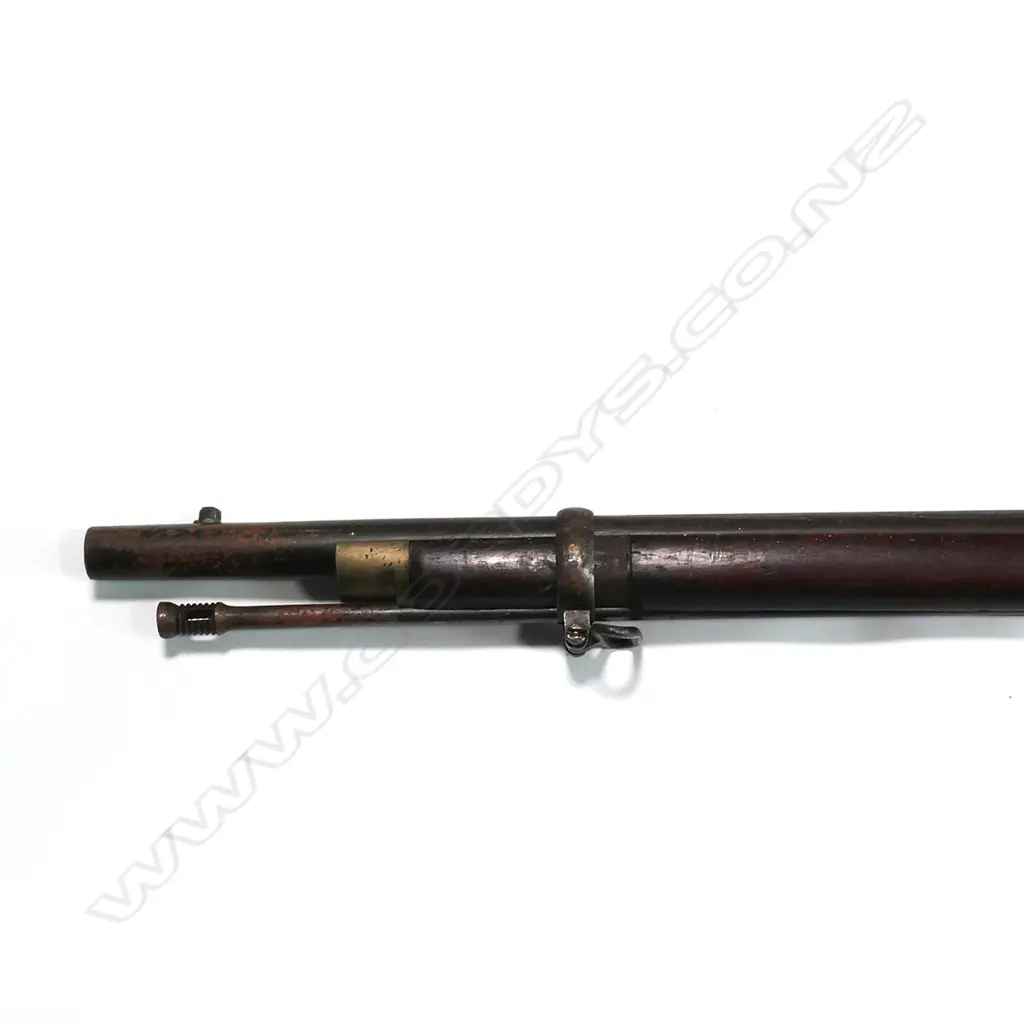 A good Enfield Pattern 1853 percussion musket, muzzle-loading, three barrel bands, .577" calibre Image 1++