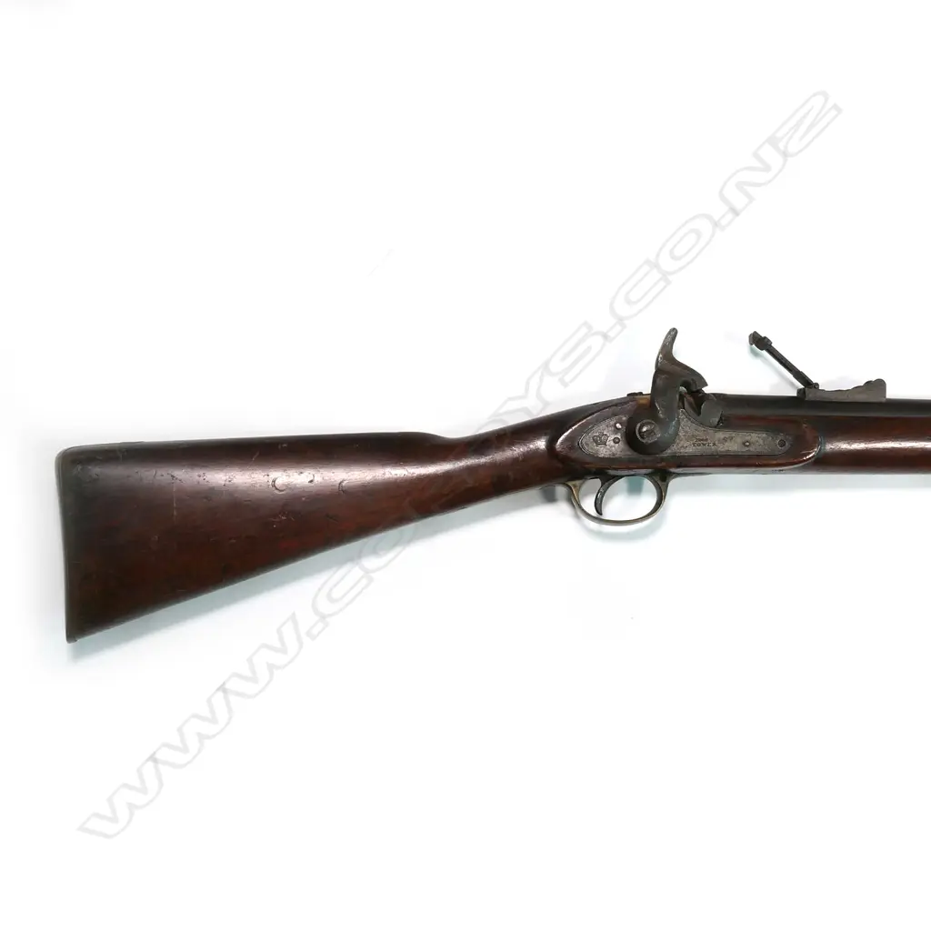 A good Enfield Pattern 1853 percussion musket, muzzle-loading, three barrel bands, .577" calibre Image 1++
