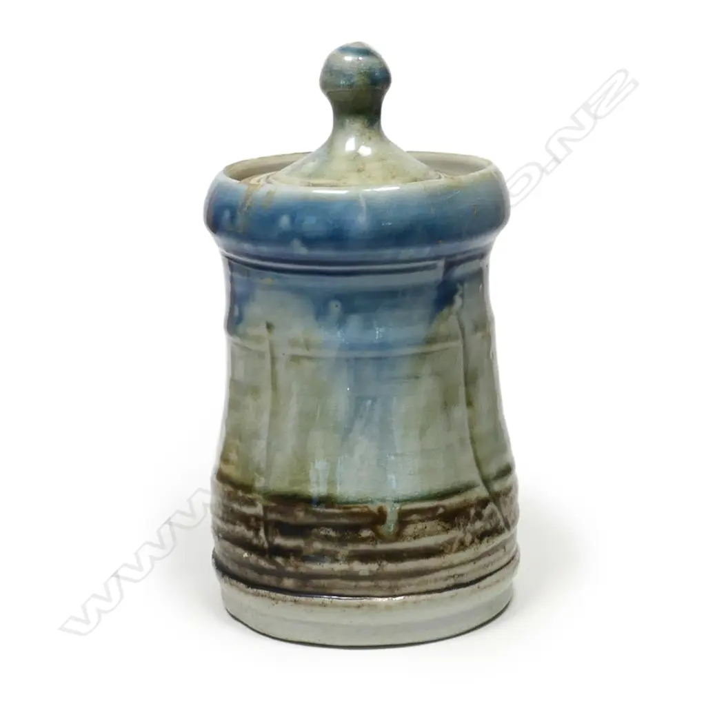 Denis O'Connor salt glazed lidded jar, Image 1++