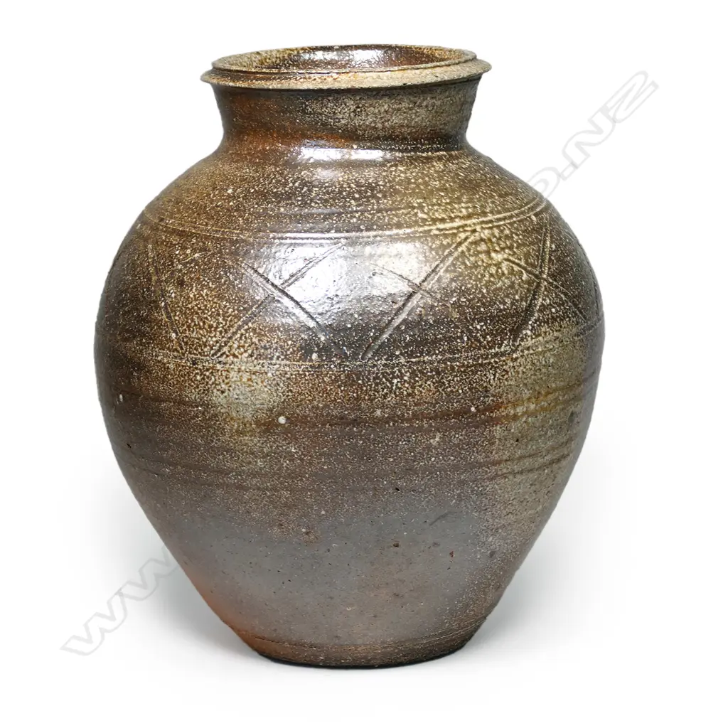 Bruce Martin (Kamaka Pottery, Hastings) large studio pottery vase Image 1++