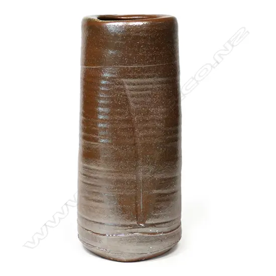 Bruce Martin (Kamaka Pottery) studio pottery vase