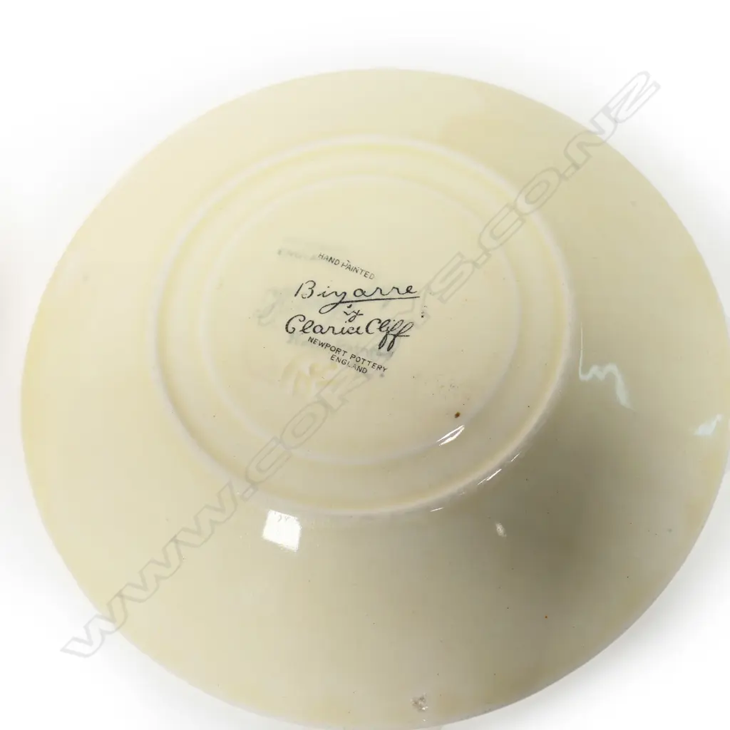A Clarice Cliff Stroud cup, saucer and plate, Image 1++