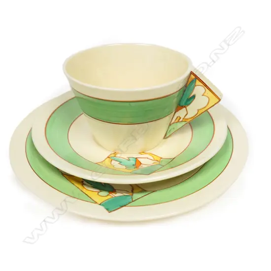 A Clarice Cliff Stroud cup, saucer and plate,