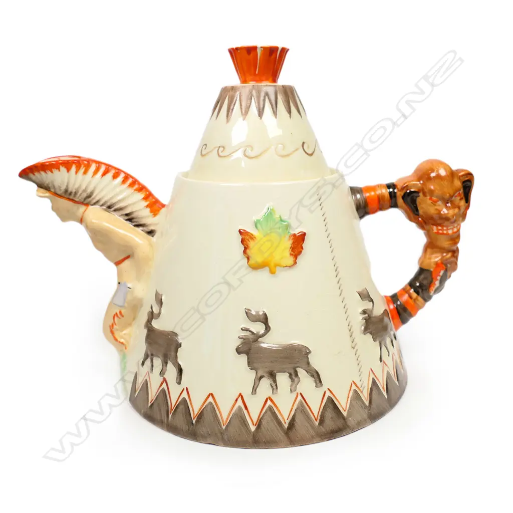 A Clarice Cliff uncommon 'Greetings From Canada' Teepee teapot, Image 1++
