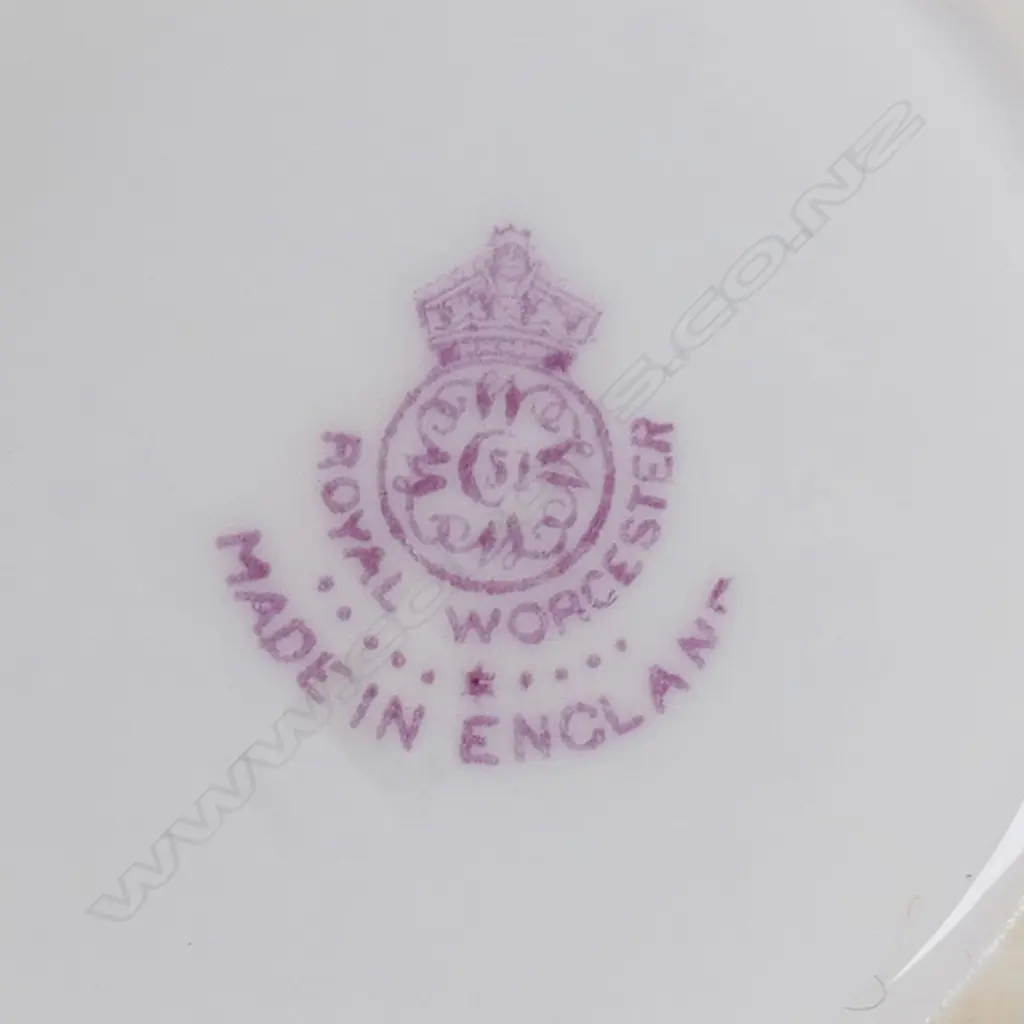 A 1920's Royal Worcester Stinton Highland Cattle demitasse coffee service, Image 1++