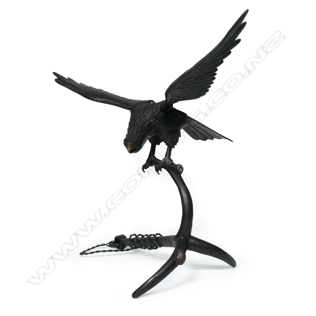 An early 20thC bronze hawk alighting upon anchor, Image 1++