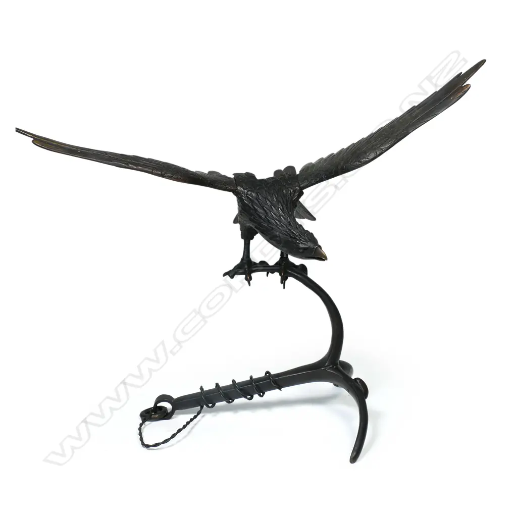 An early 20thC bronze hawk alighting upon anchor, Image 1++