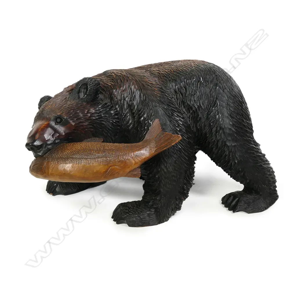An exceptionally well-proportioned Japanese ‘Ussuri’ Brown bear Image 1++