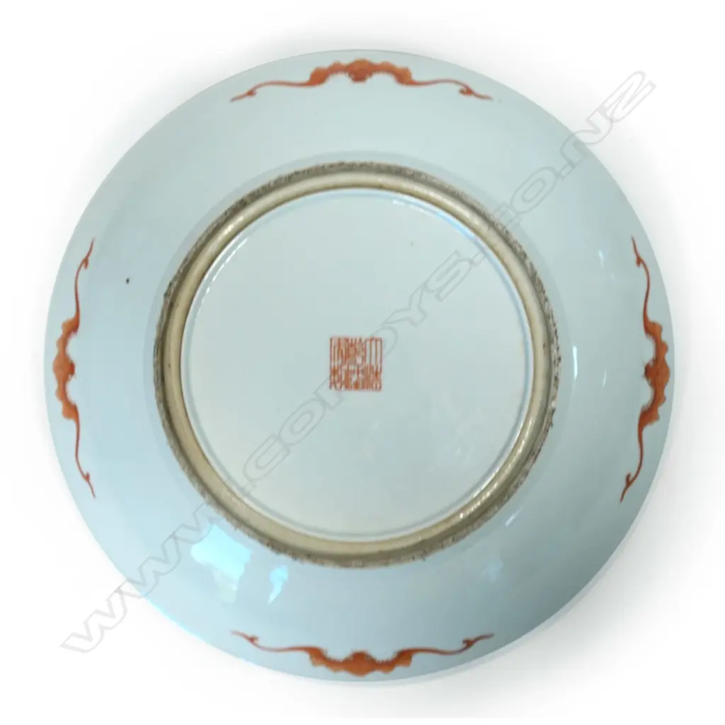 An impressive and beautifully painted Chinese porcelain millefiori charger, Image 1++