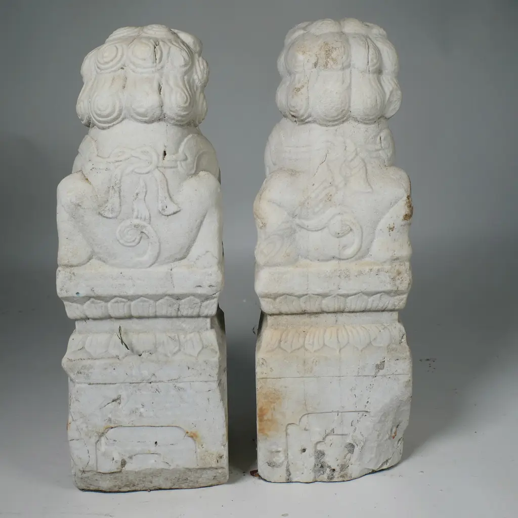 A pair of Qing period Chinese marble temple lions carved as newel post finials Image 1++