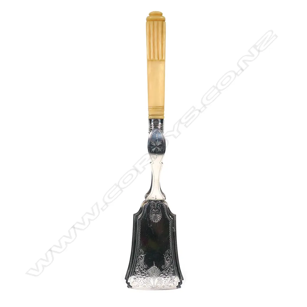 A pair of late Victorian silver plate and ivory asparagus tongs, Image 1++