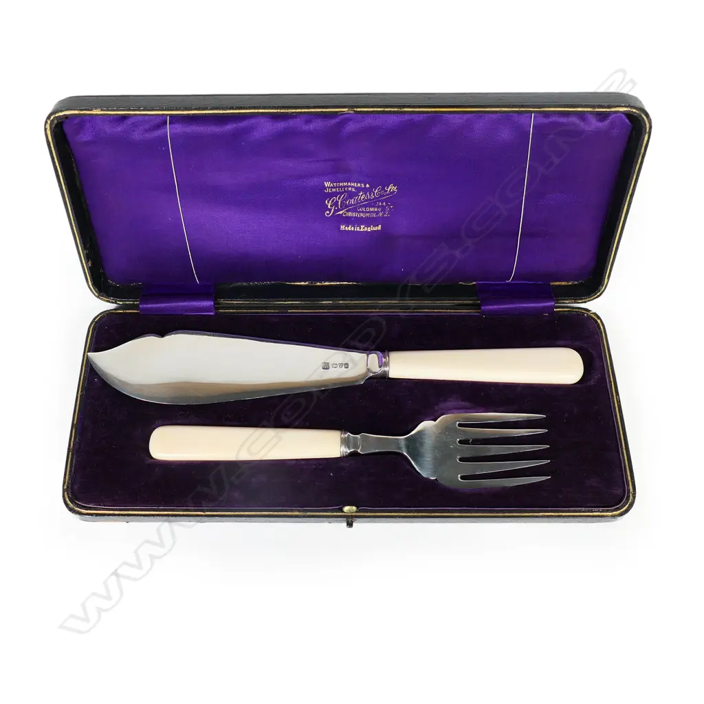 A pair of silver and ivory handled fish servers, Image 1++