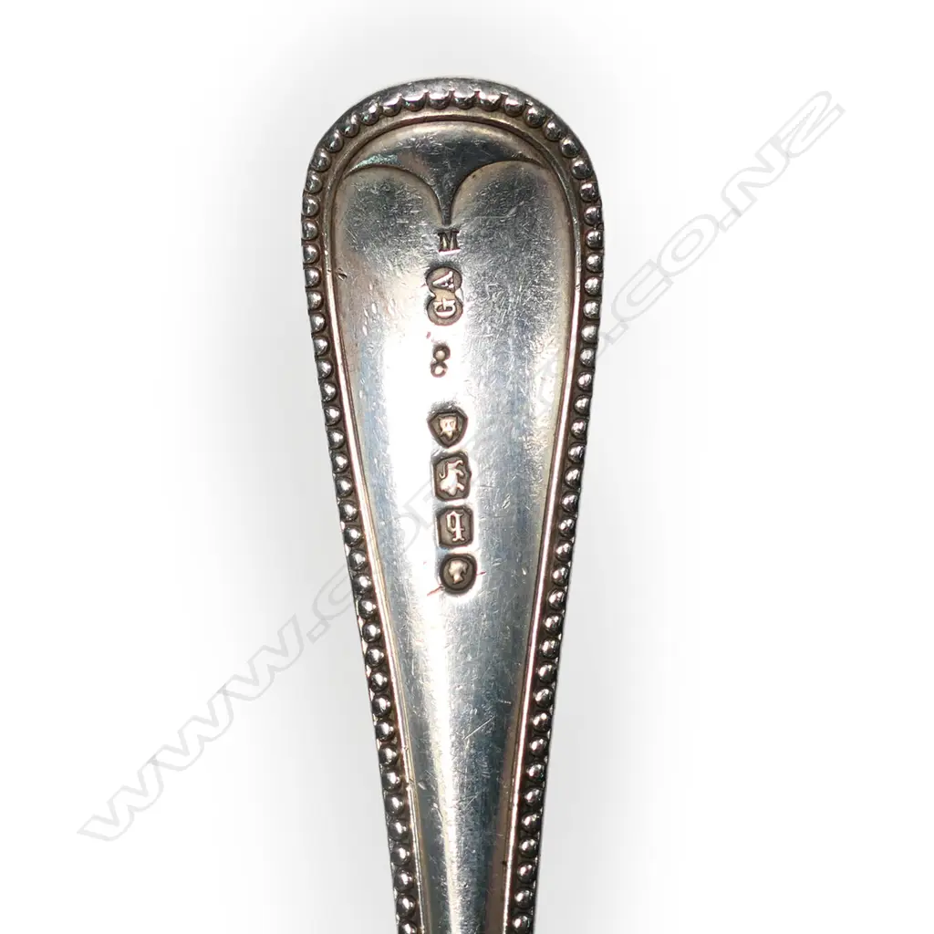 A pair of Victorian silver sauce ladles Image 1++