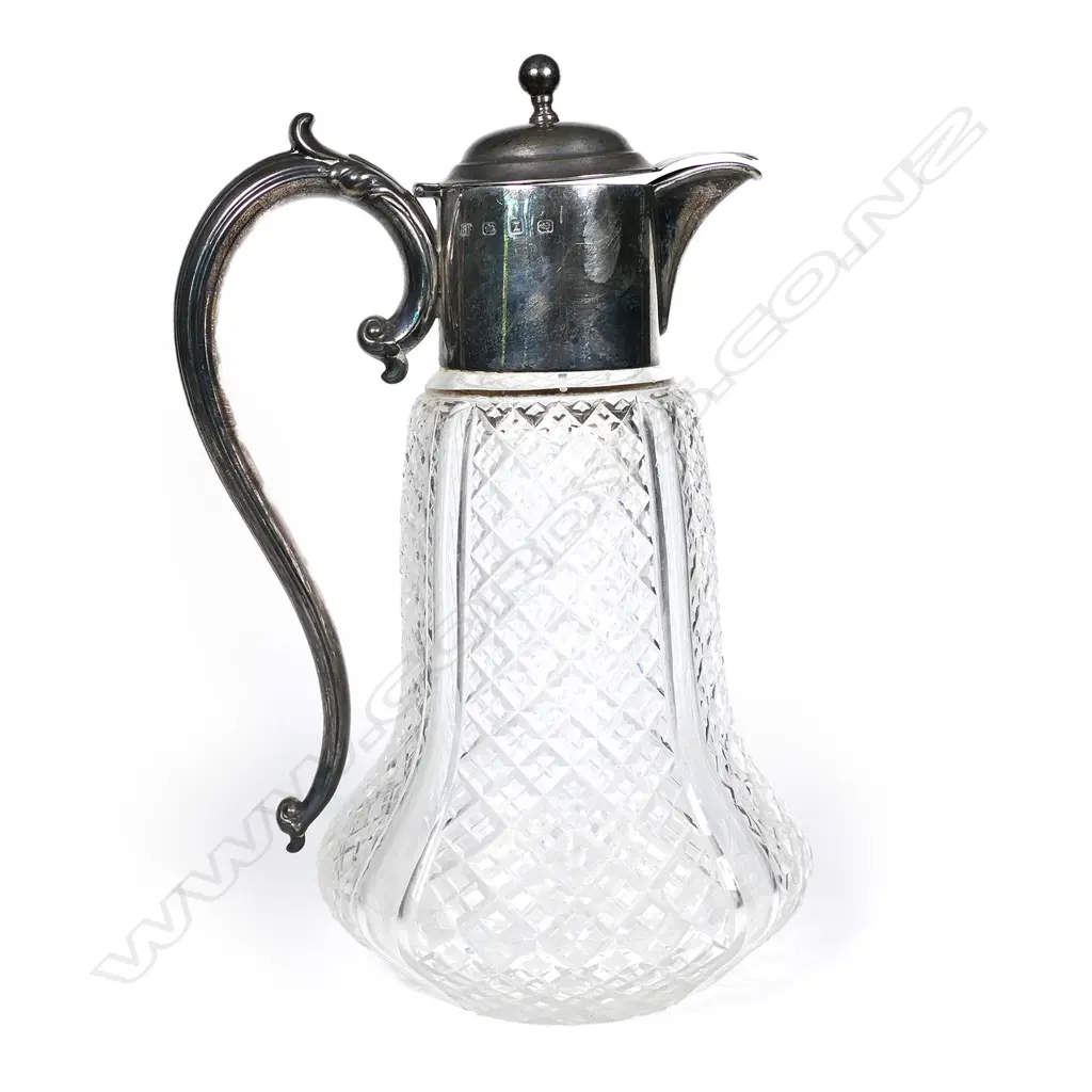 A late Victorian silver and crystal claret jug, Image 1++