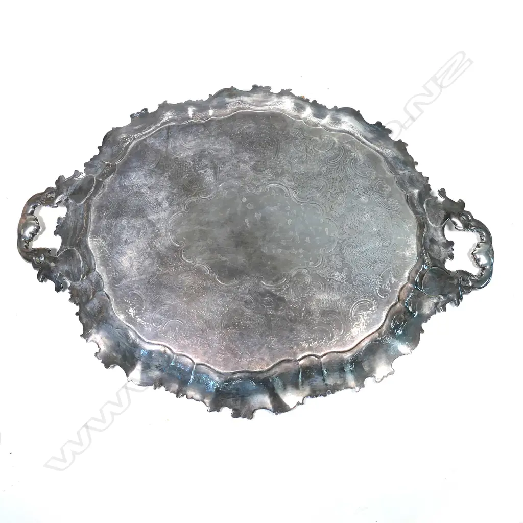 An impressive, Victorian, Irish silver-plated, two-handled butler's tray Image 1++