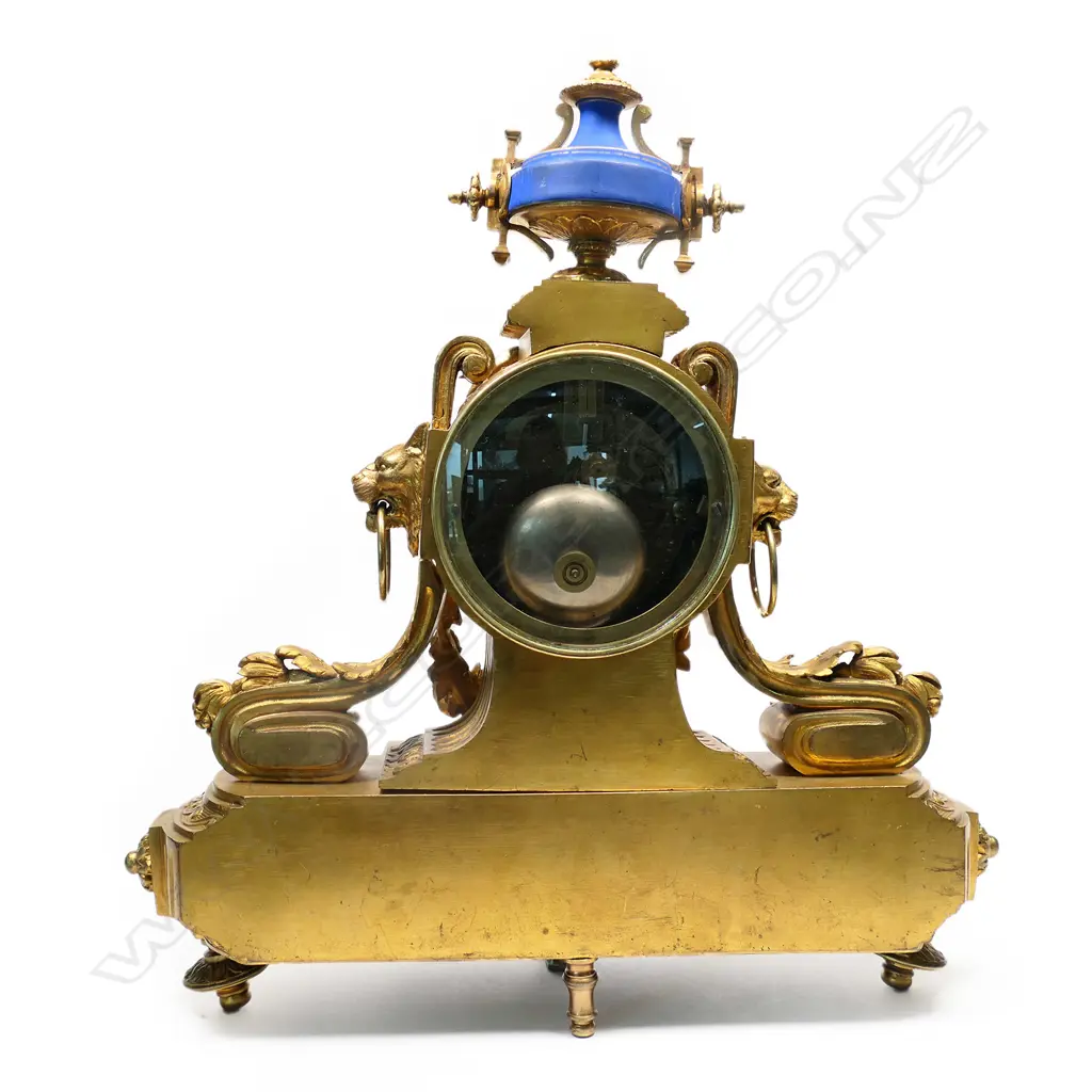 A 19thC French mantel clock, Image 1++