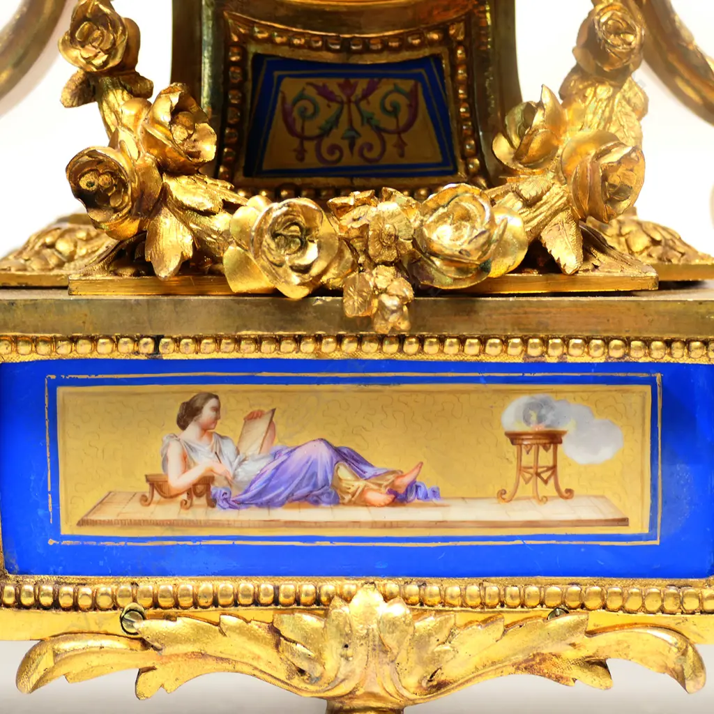 A 19thC French mantel clock, Image 1++