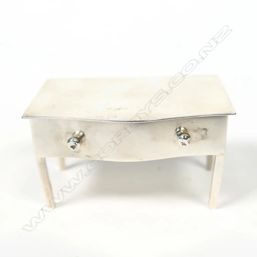 A Geo V silver mounted small box by Betjemann's for Asprey, London Image 1++