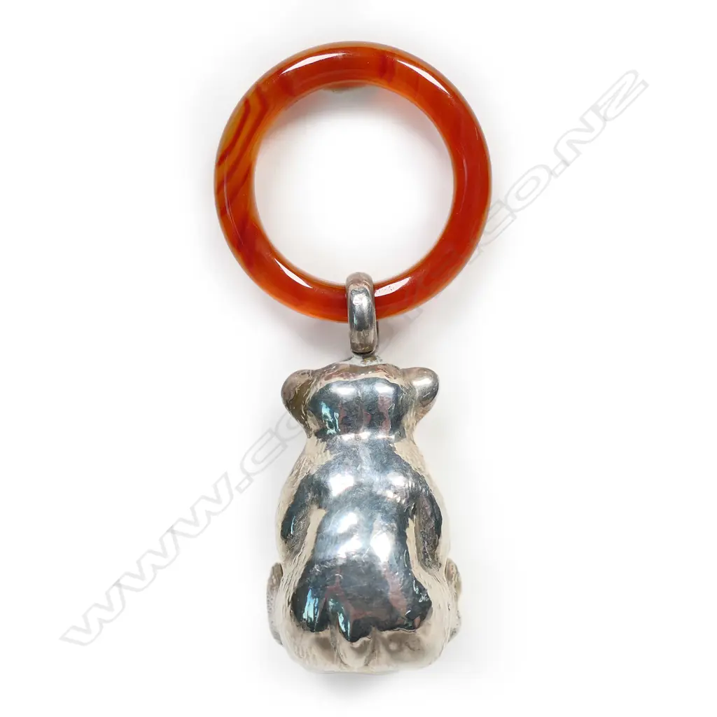 A silver and agate baby teething ring, Image 1++