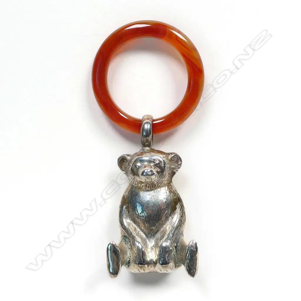 A silver and agate baby teething ring, Image 1++