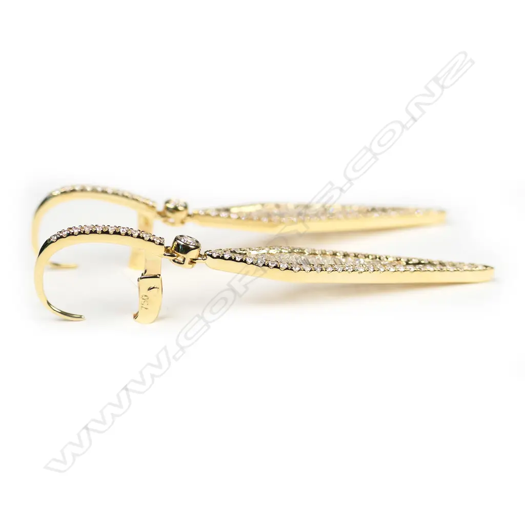 A pair of 18ct gold and diamond drop earrings, Image 1++