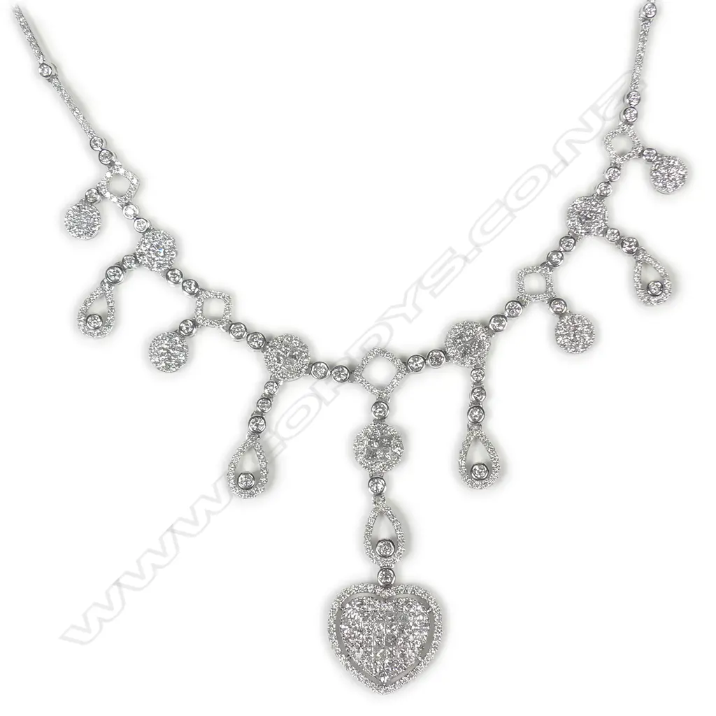An 18ct white gold and multi-diamond set pendant necklace, Image 1++