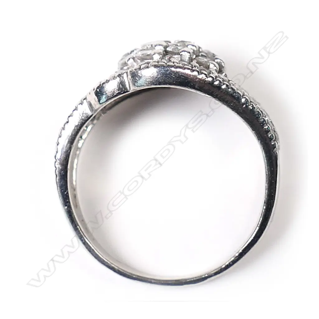 A platinum and diamond dress ring, Image 1++