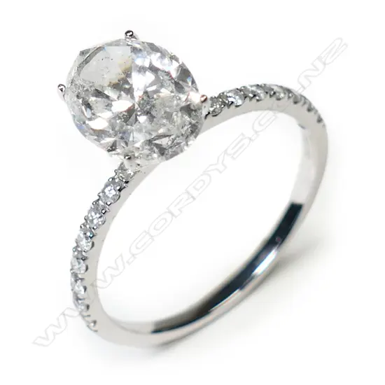 A 14ct white gold diamond ring,