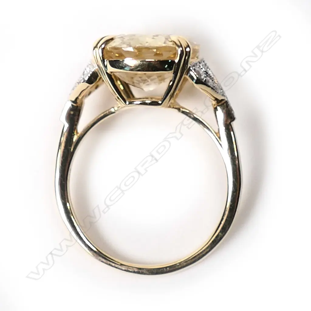 A 14ct gold heliodor and diamond cocktail ring, Image 1++