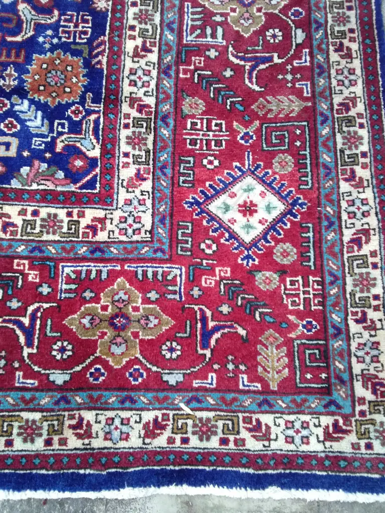 A very large Iranian hand knotted Tabriz carpet Image 1++