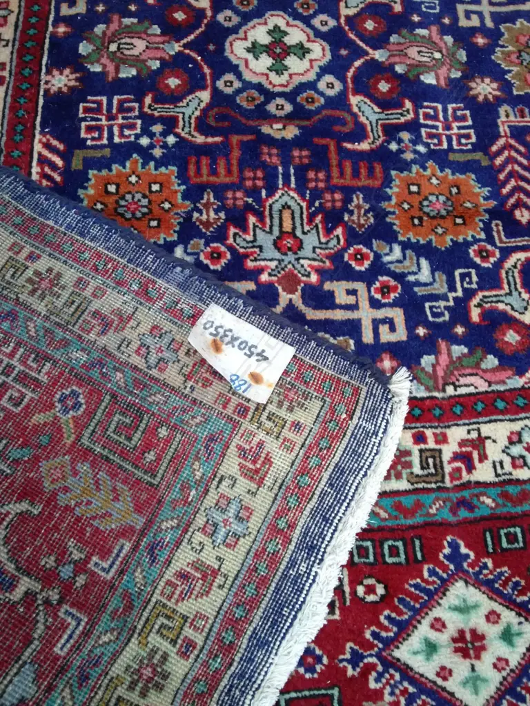 A very large Iranian hand knotted Tabriz carpet Image 1++