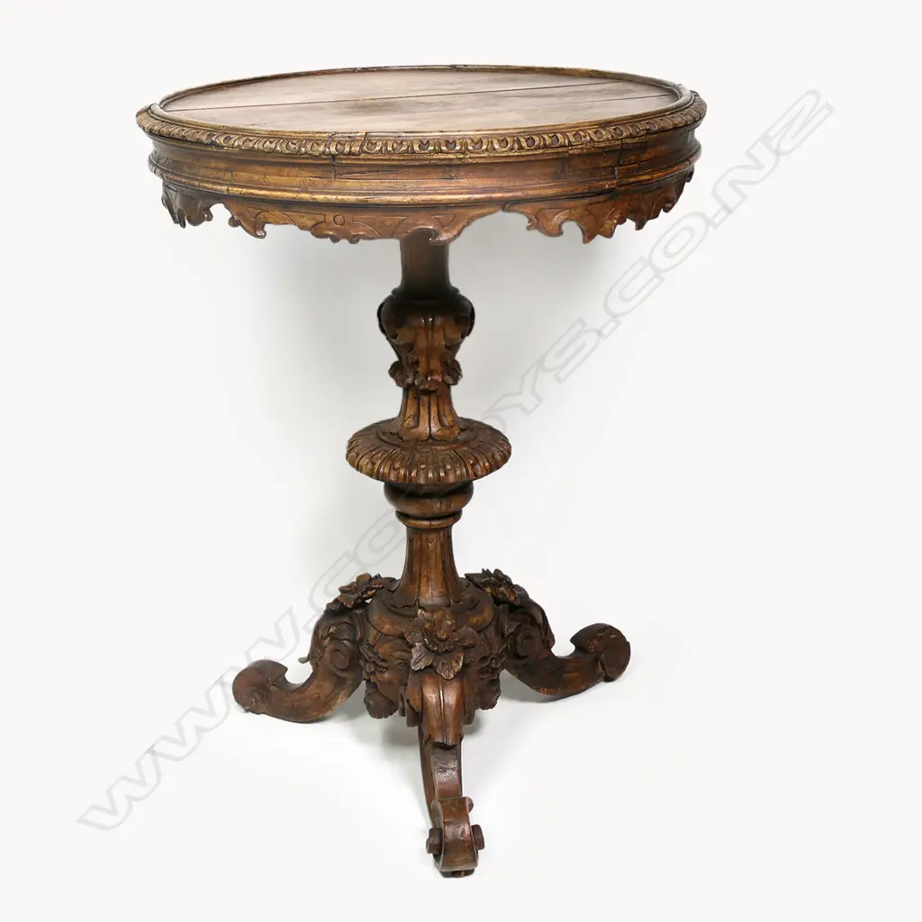 A 19thC French fruitwood wine table, Image 1++