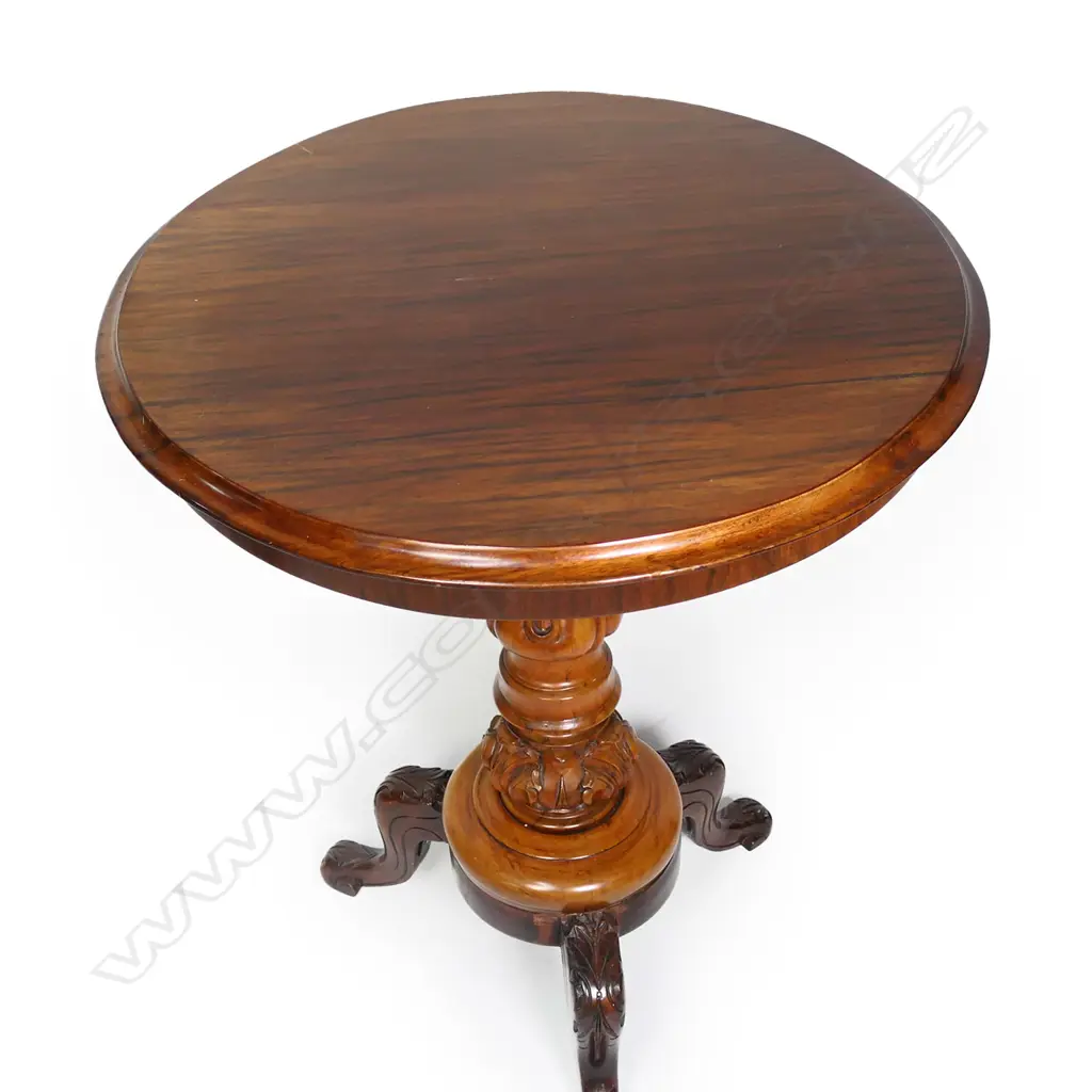 A Victorian walnut tripod wine table, Image 1++