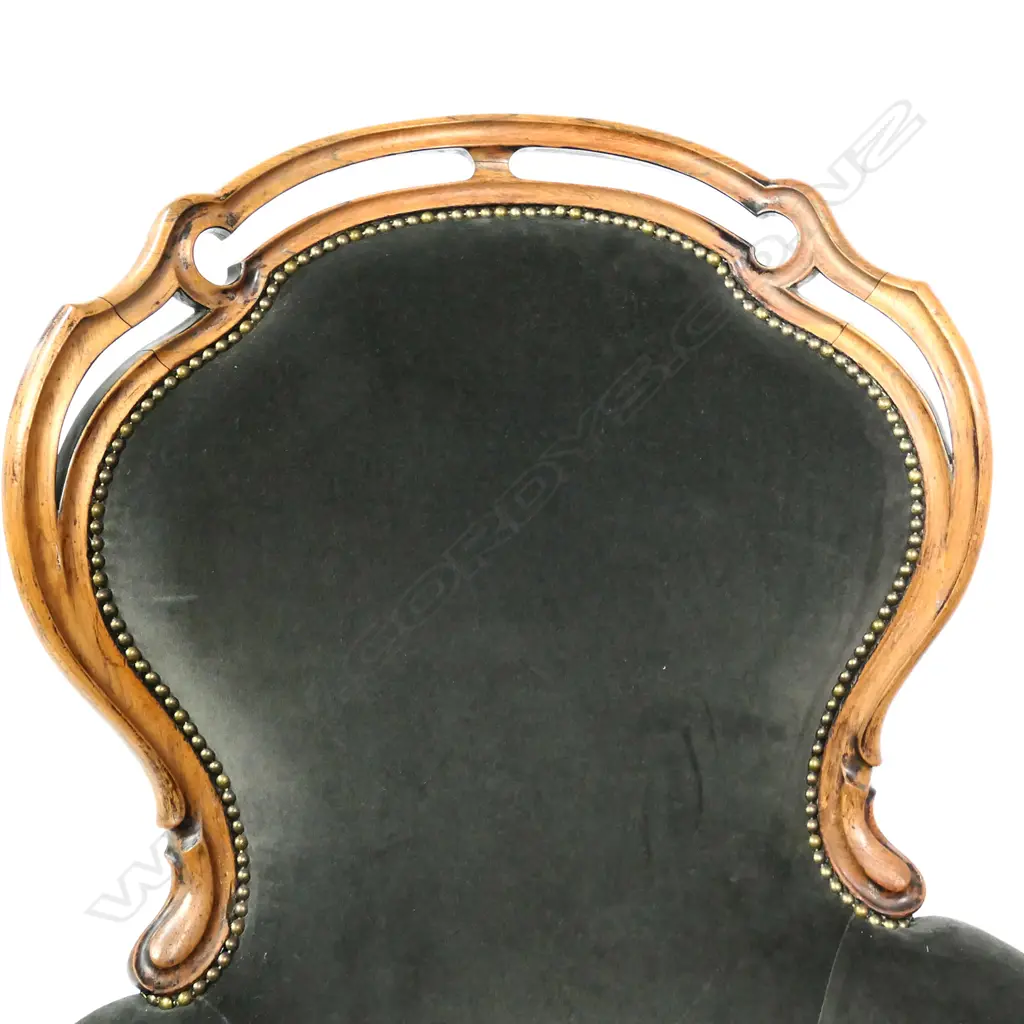 A pair of quality rosewood framed armchairs in the French style, Image 1++