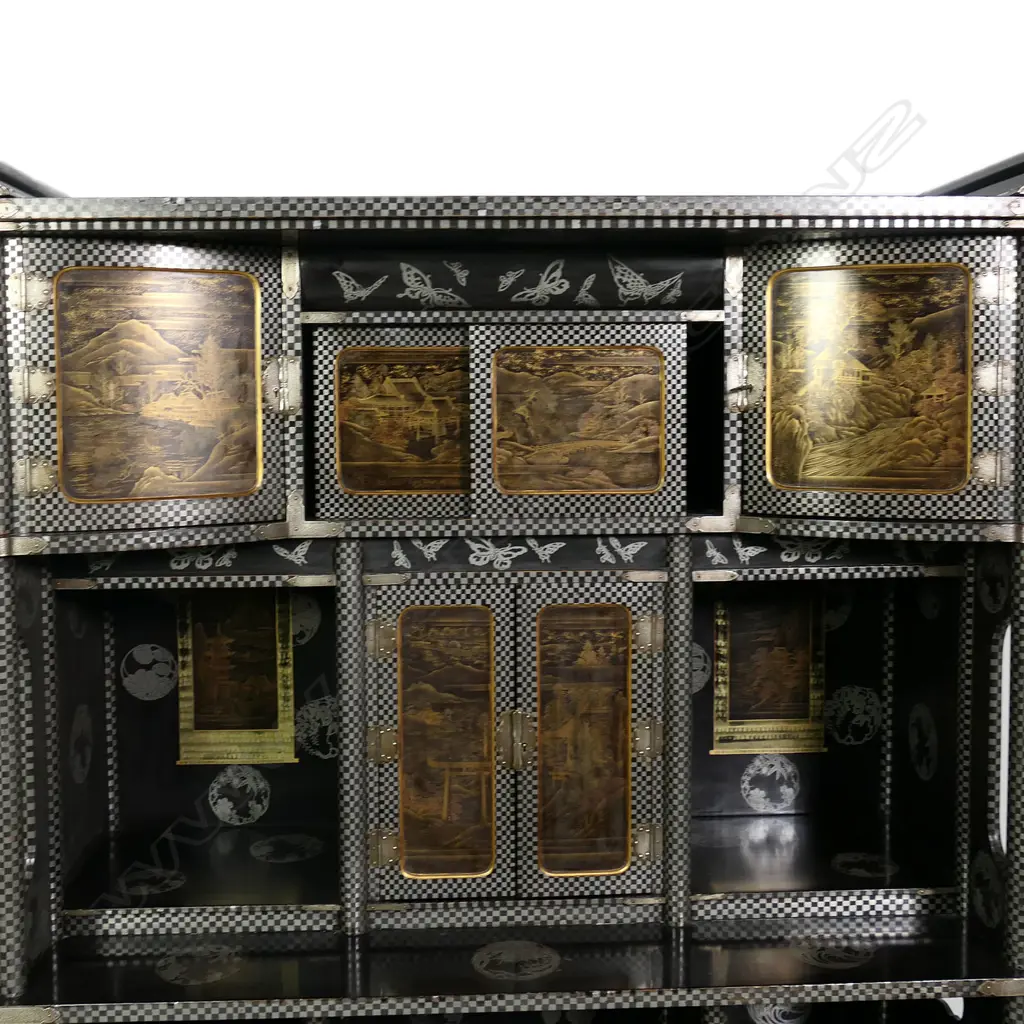 An impressive Japanese Meiji period Shodana lacquer and gilt cabinet, Image 1++